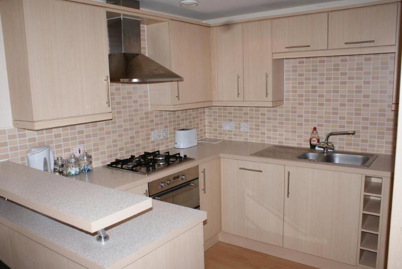 Brunel Crescent Apartments Суиндон Экстерьер фото